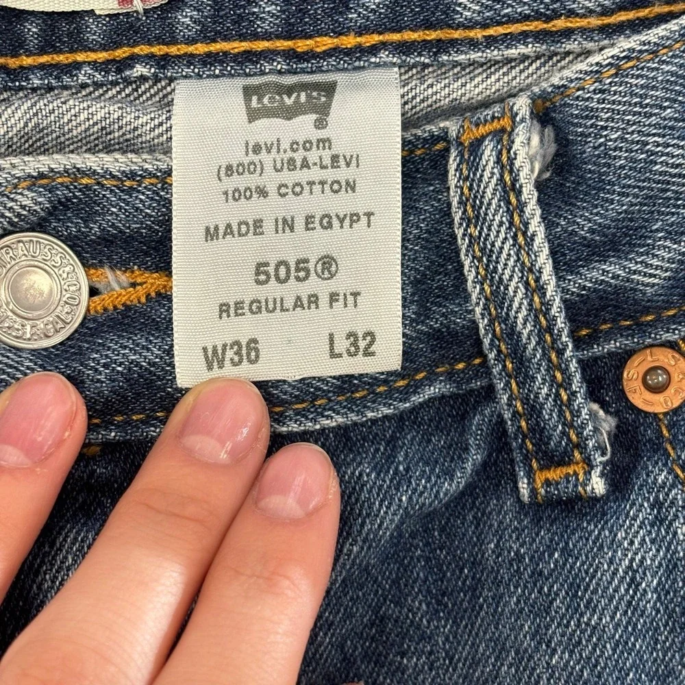 Vintage Y2K Levis 505 Mid Wash Blue Mens 36x31 Regular Fit Denim Jeans Red Tab‎
